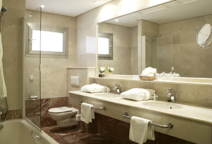 How to Bring a Touch of Hotel Bathroom Luxury to Your Home